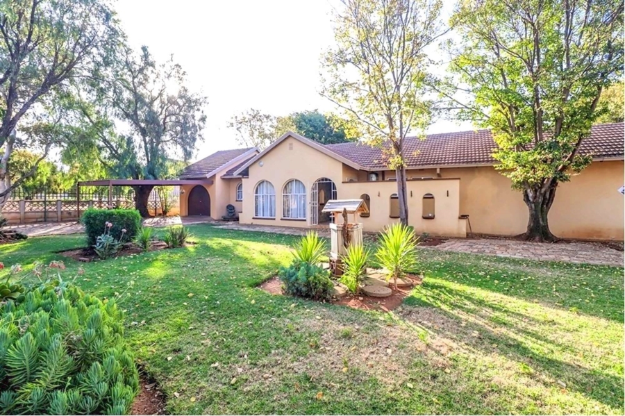 3 Bedroom Property for Sale in La Hoff North West